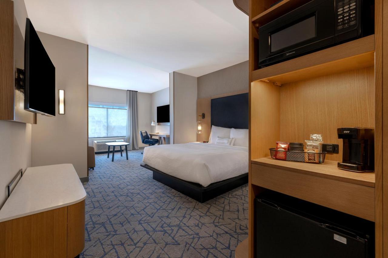 Fairfield By Marriott Inn & Suites Denver Airport At Gateway Park Exterior photo